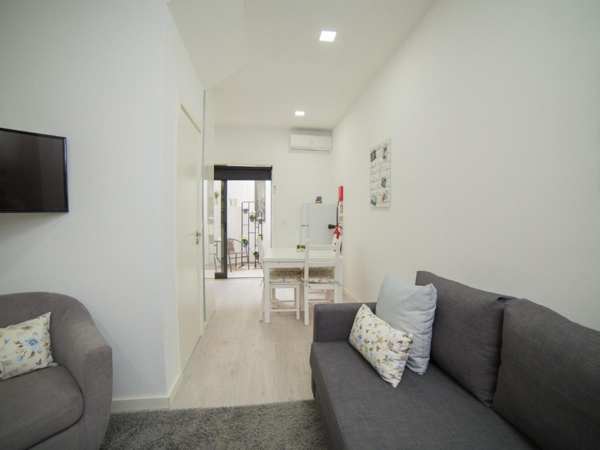 Guest Amparo Dollhouse Appartement Oporto